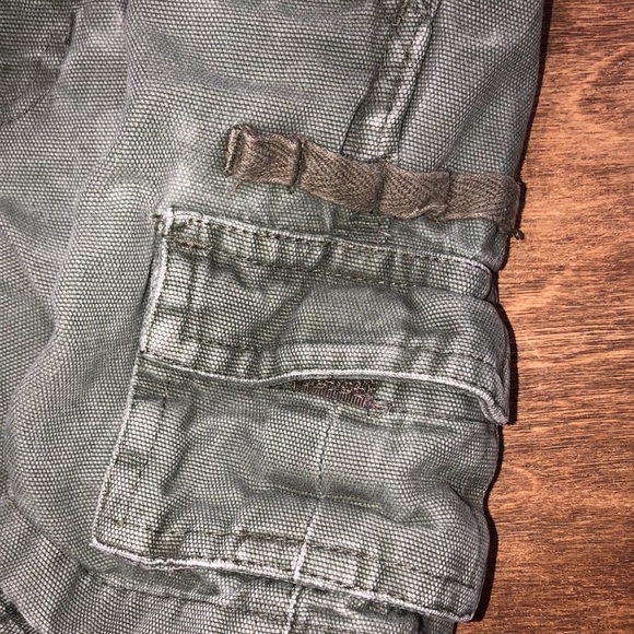 Disney Winnie the Pooh size 12 months cargo shorts - Picture 7 of 7